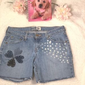 Levi’s Women Denim Shorts Size 4